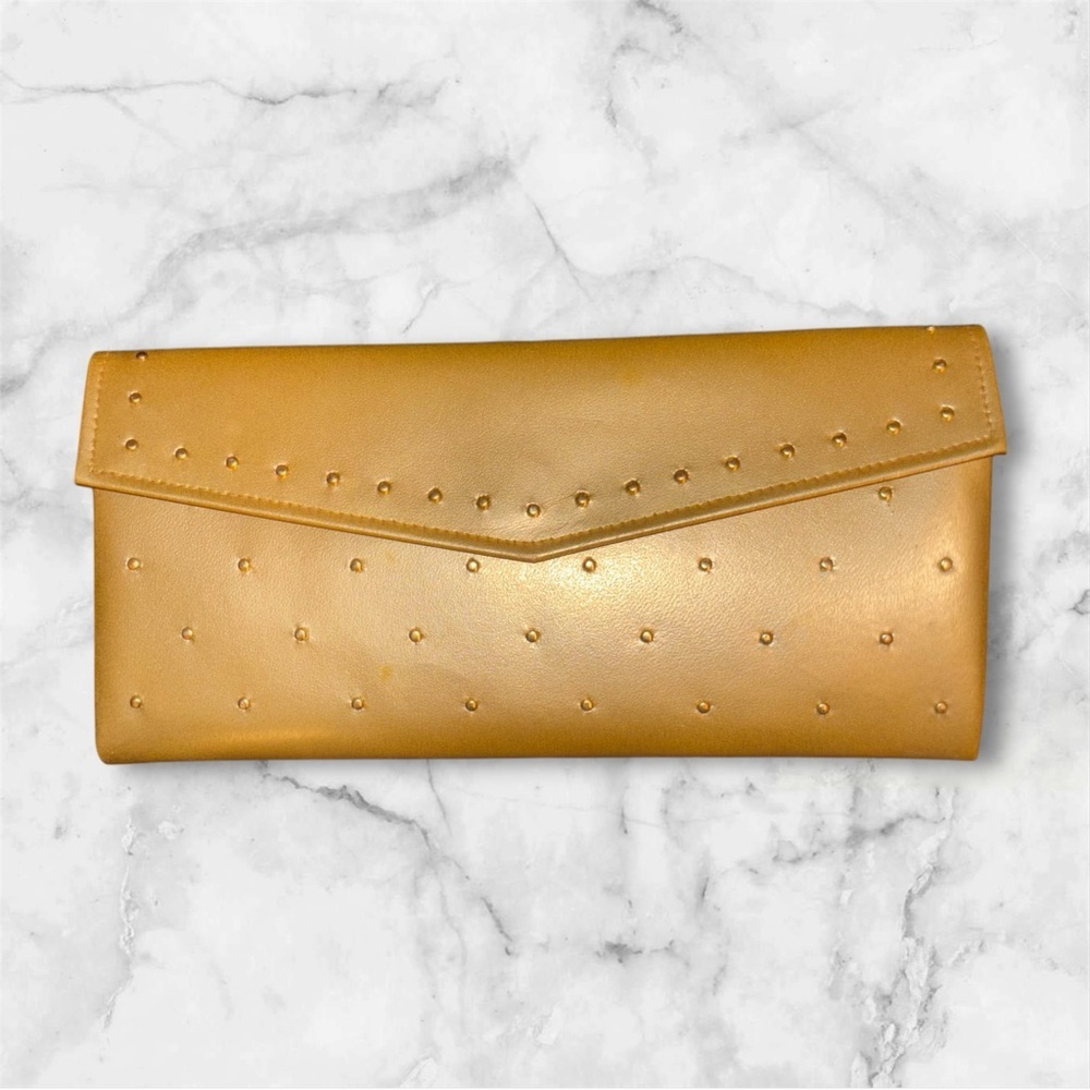 Vintage Princess Gardner Wallet With Comb